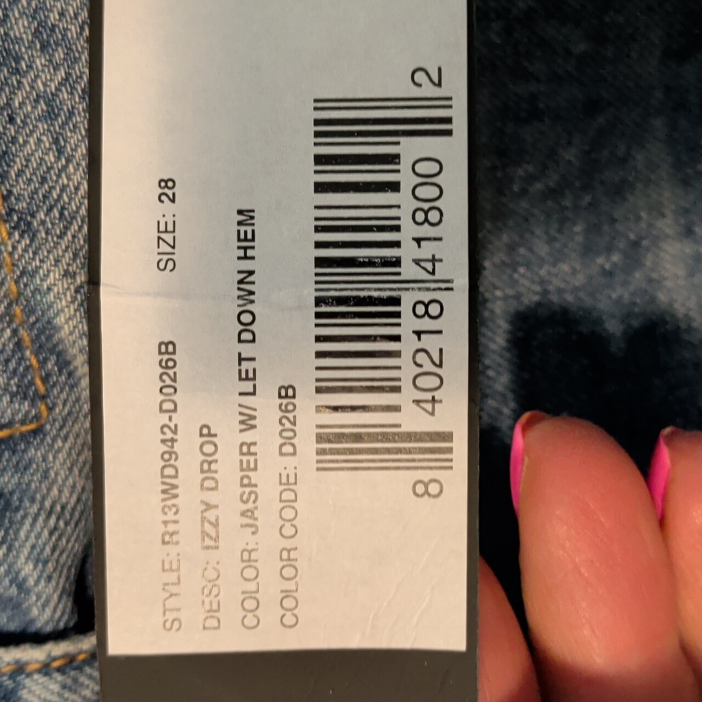 R13 Women’s Boyfriend Jeans in Faded Blue Denim - Picture 4 of 8